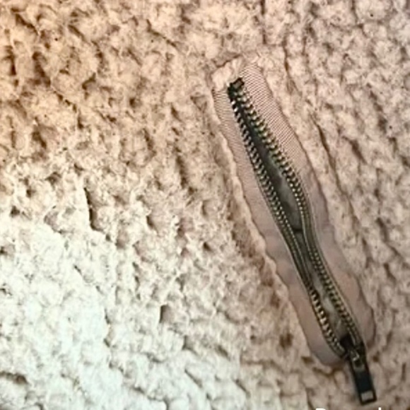 Women’s Thread + Supply Sherpa Fleece Zippered Vest Cozy Pockets Ice Grey Small - Picture 4 of 7